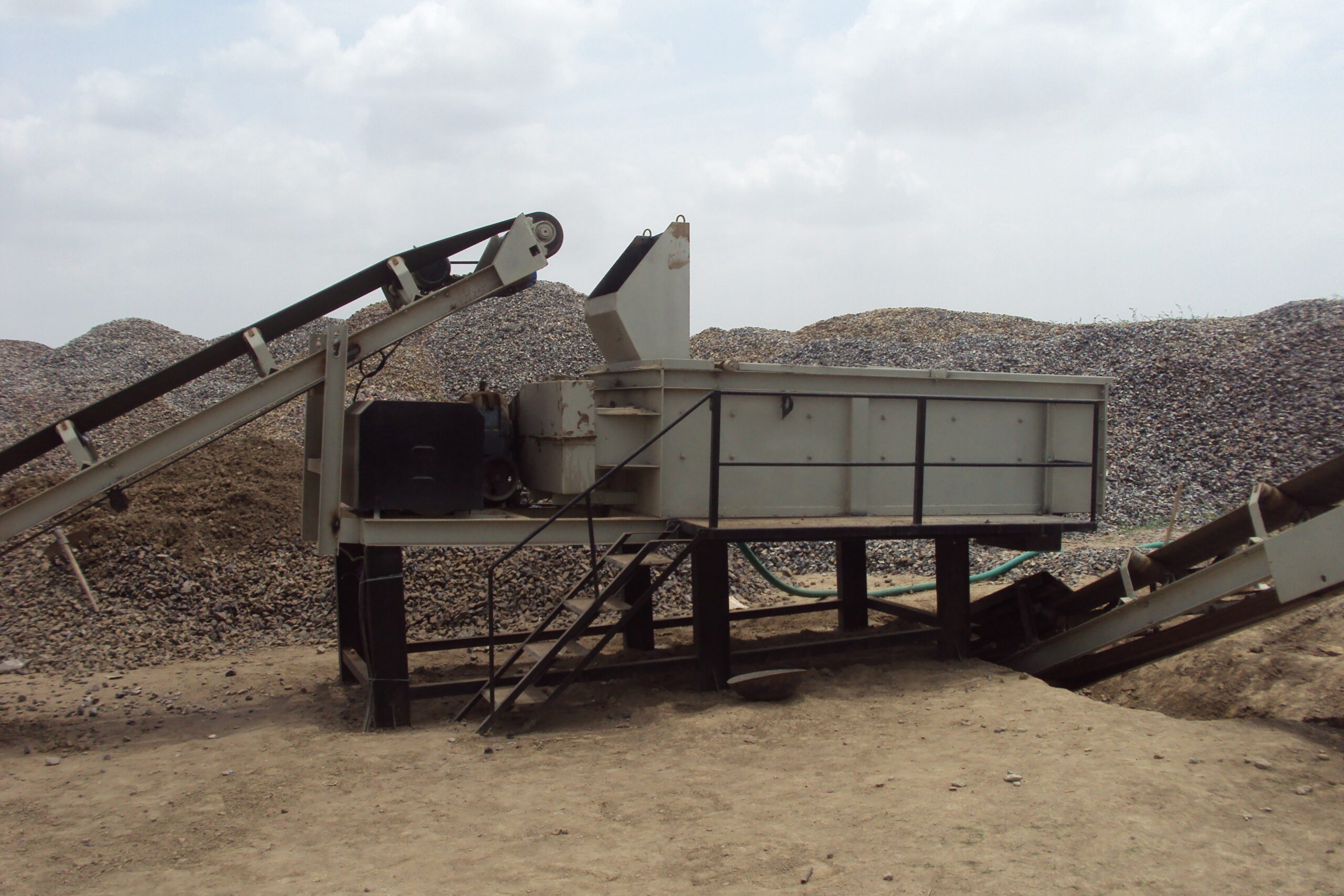 Wet Mix Pugmill Plant Working Video | Road Construction